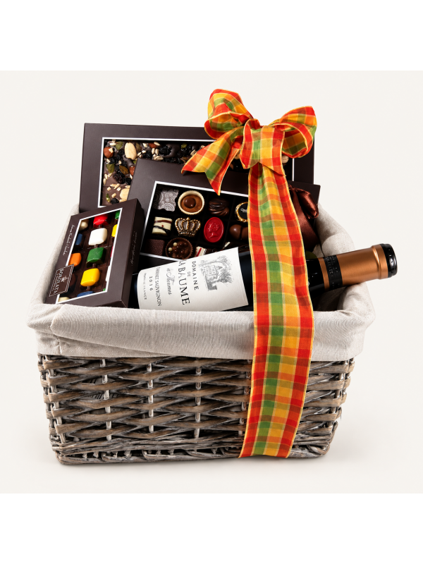 "French Delight" Deluxe Gift Basket [#18-24]